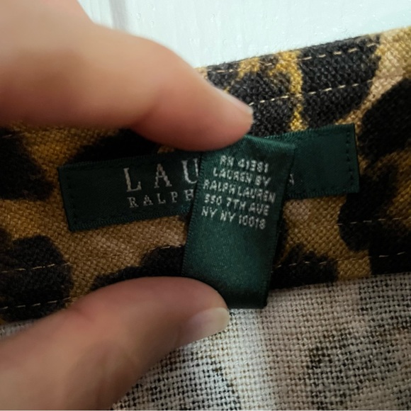 Host pick🎉Lauren Ralph Lauren- Animal print Pencil skirt - Picture 4 of 7